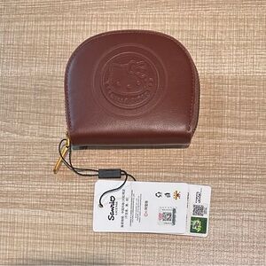 Sanrio Brown Leather Wallet with Gold Zipper
